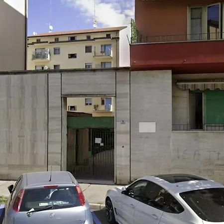 Venice Night 25 Via Milano