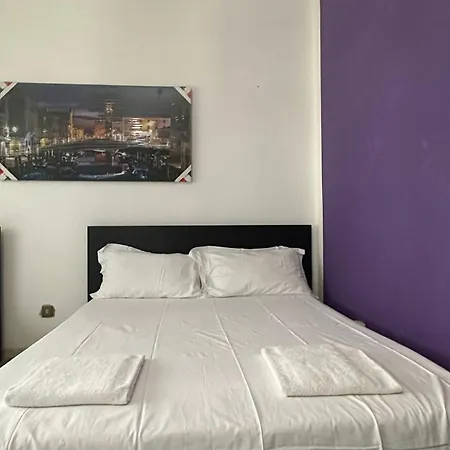 Venice Night 25 Via Milano מסטרה