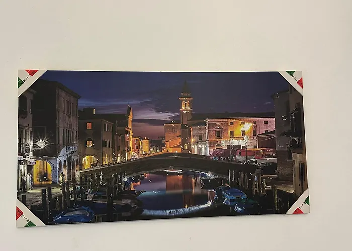 Venice Night 25 Via Milano *